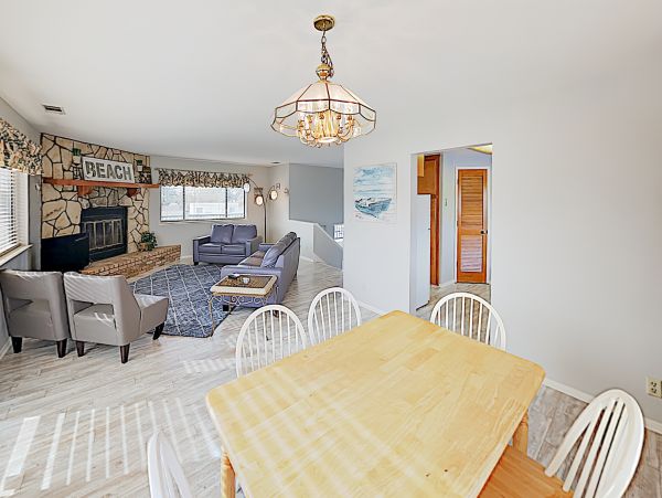 Santa Barbara County Home 1017275