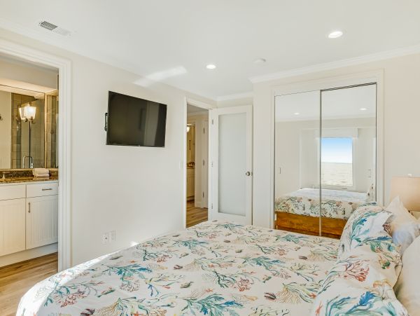 Santa Barbara County Home 1017278