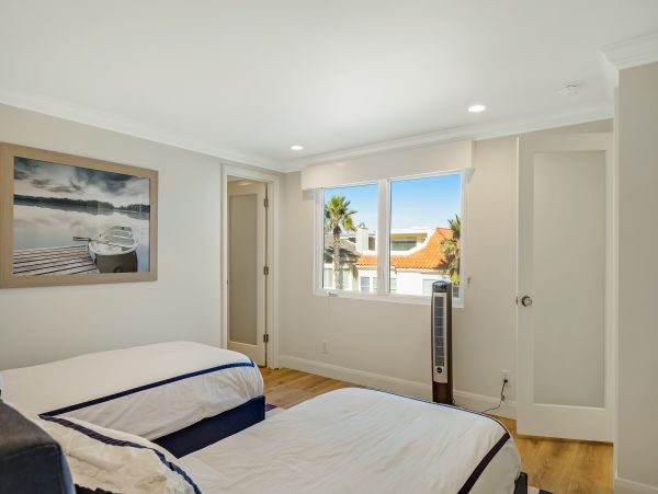 Santa Barbara County Home 1017278