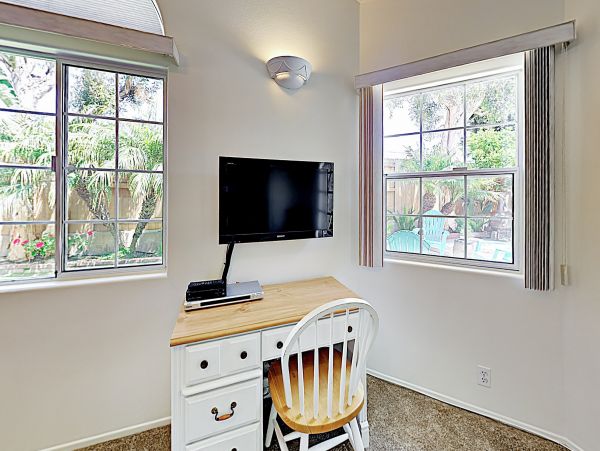 Santa Barbara County Home 1017279