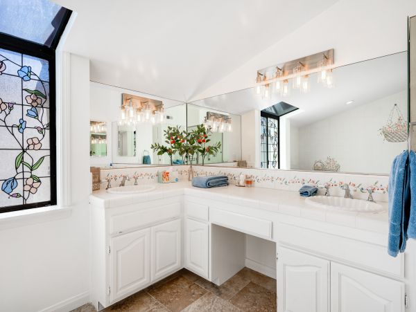 Santa Barbara County Home 1017280