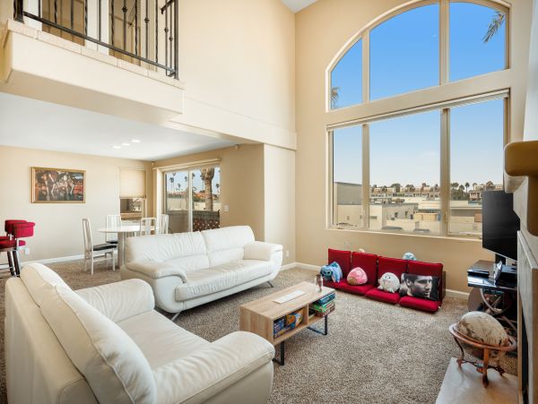 Santa Barbara County Home 1017283
