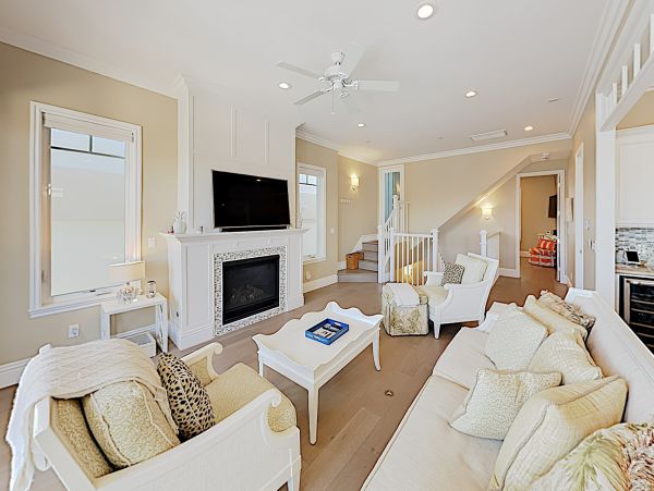 Santa Barbara County Home 1017284