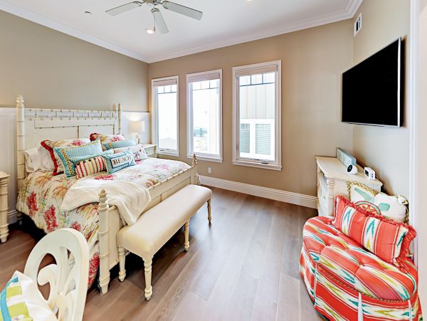 Santa Barbara County Home 1017284