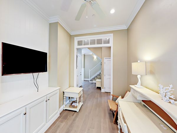 Santa Barbara County Home 1017284
