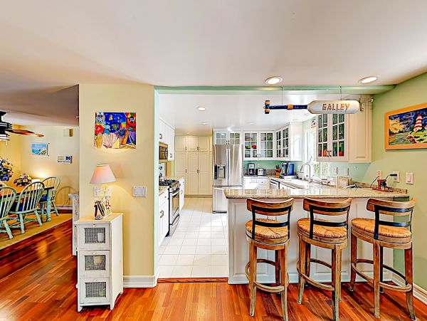 Santa Barbara County Home 1017285