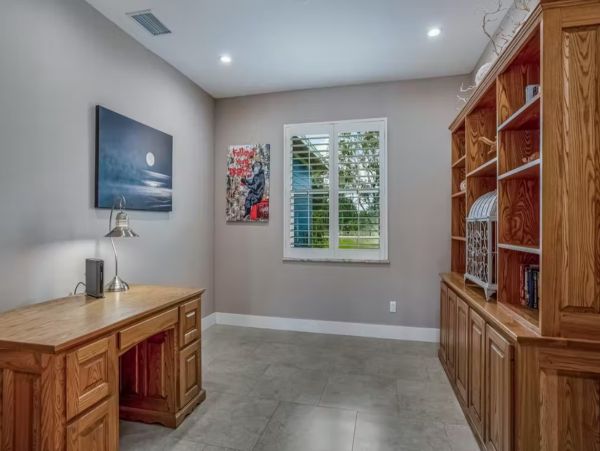 Naples Four Bedroom Professionally Decorated Pool Home