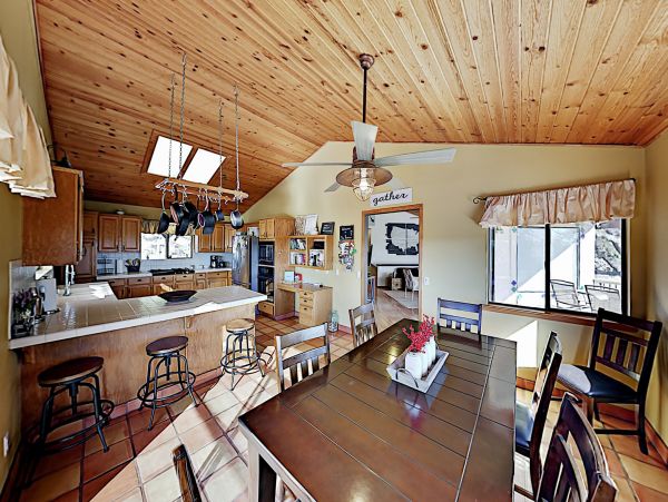 Santa Barbara County Home 1017288