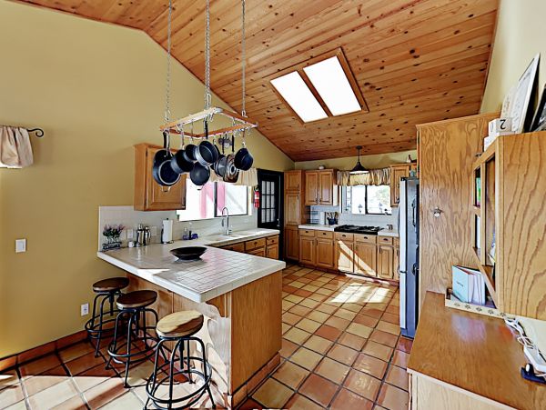 Santa Barbara County Home 1017288