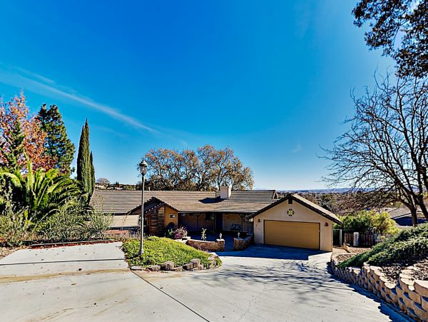Santa Barbara County Home 1017288