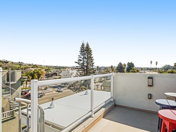 Santa Barbara County Home 1017289