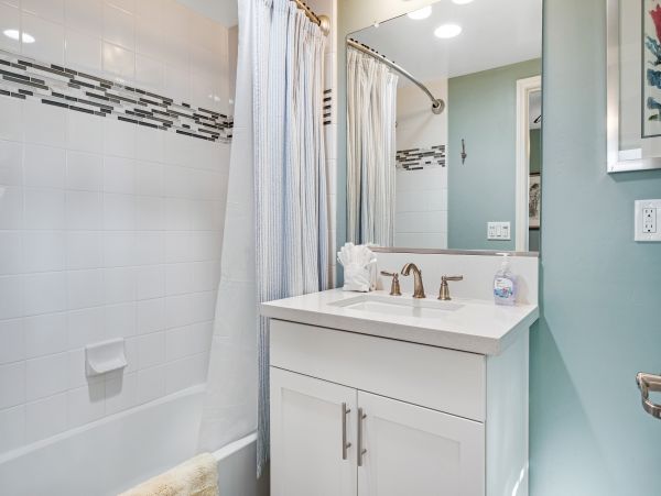 Santa Barbara County Home 1017289