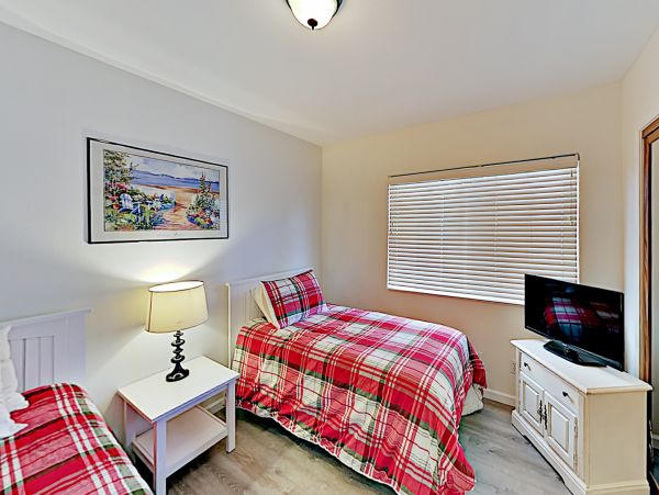 Santa Barbara County Home 1017291