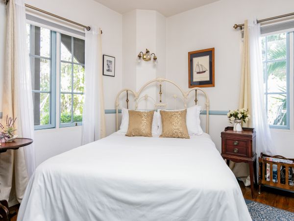 Santa Barbara County Home 1017292