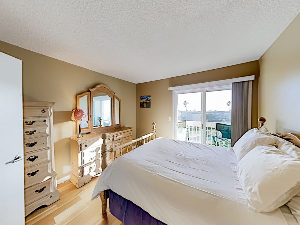 Santa Barbara County Home 1017294