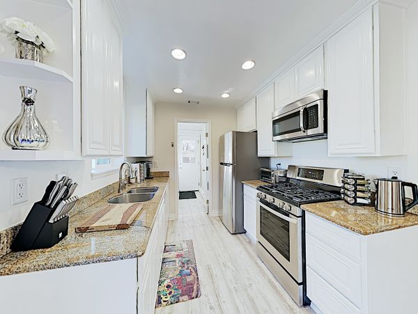Santa Barbara County Home 1017295