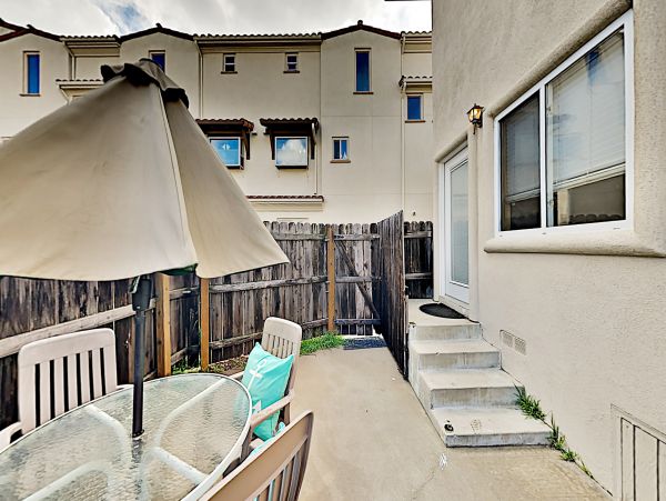 Santa Barbara County Home 1017296