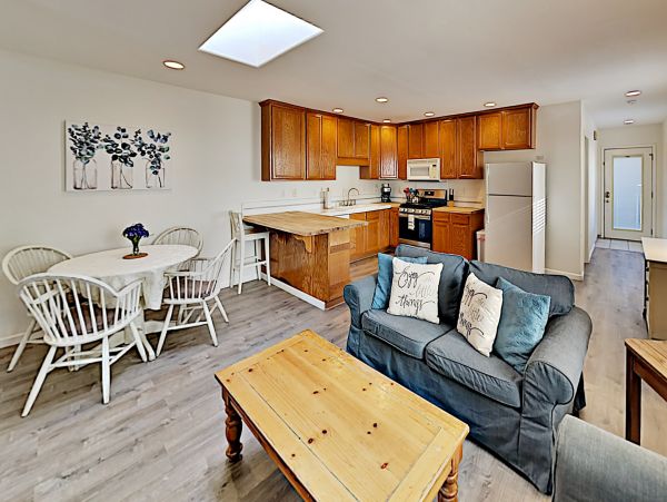 Santa Barbara County Home 1017296