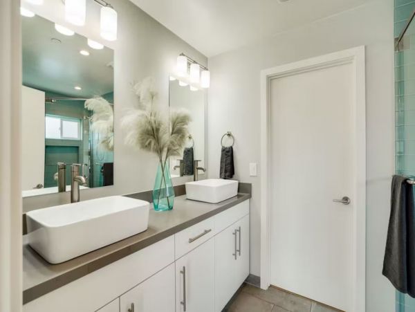 San Diego Luxury Vacation Home Sleeps 10 Guests