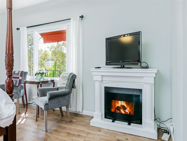 Santa Barbara County Home 1017302