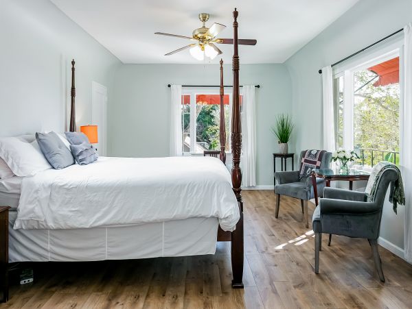 Santa Barbara County Home 1017302
