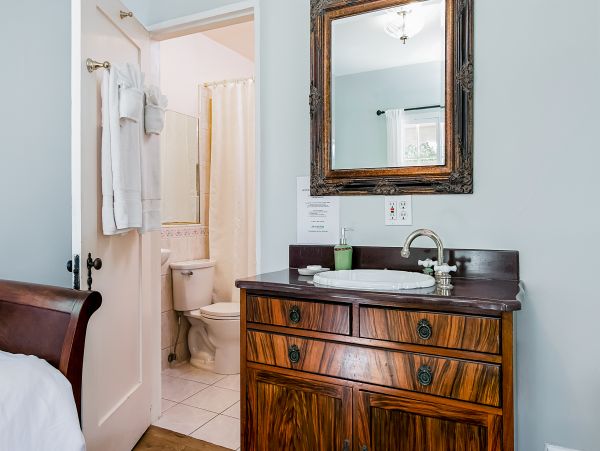 Santa Barbara County Home 1017302