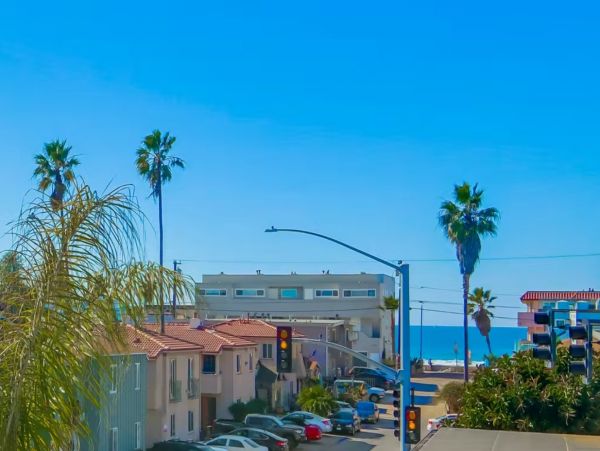 Wonderful Bayside Vacation 3 Bedroom Home in Mission Beach