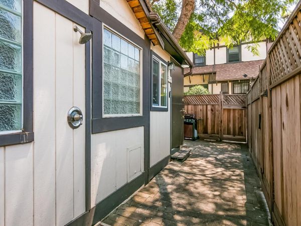 Lovely Vacation Rental with 1 Bedroom