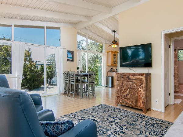 Santa Barbara County Home 1017308