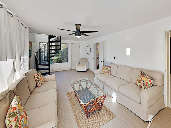 Santa Barbara County Home 1017312