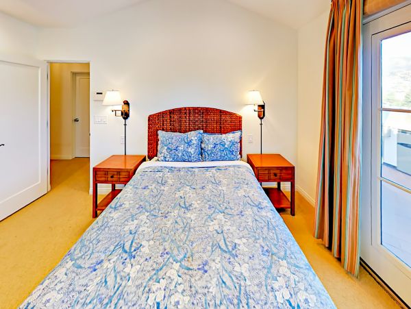 Santa Barbara County Home 1017313