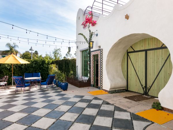 Santa Barbara County Home 1017316