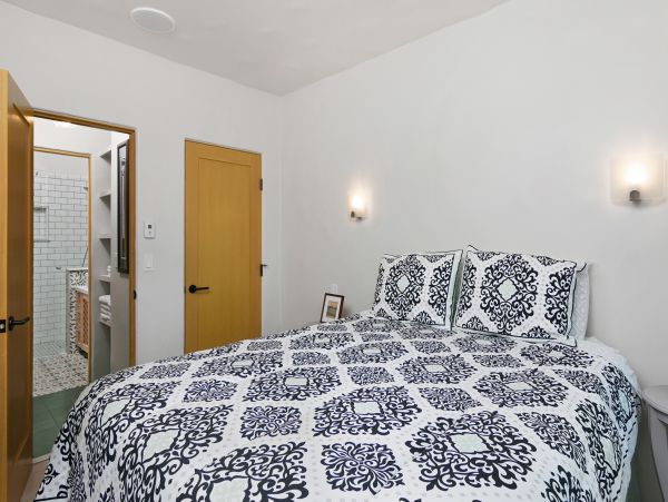Santa Barbara County Home 1017316