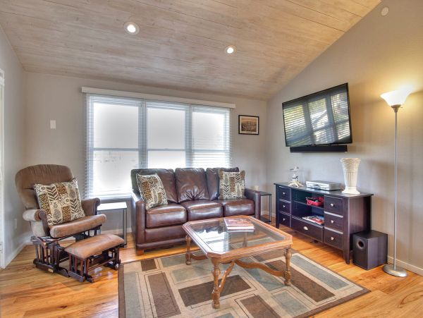 Santa Barbara County Home 1017317