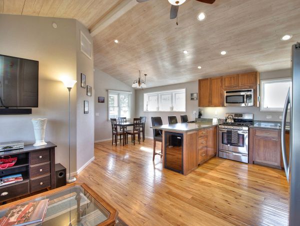 Santa Barbara County Home 1017317