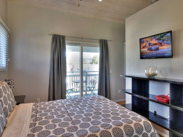Santa Barbara County Home 1017317