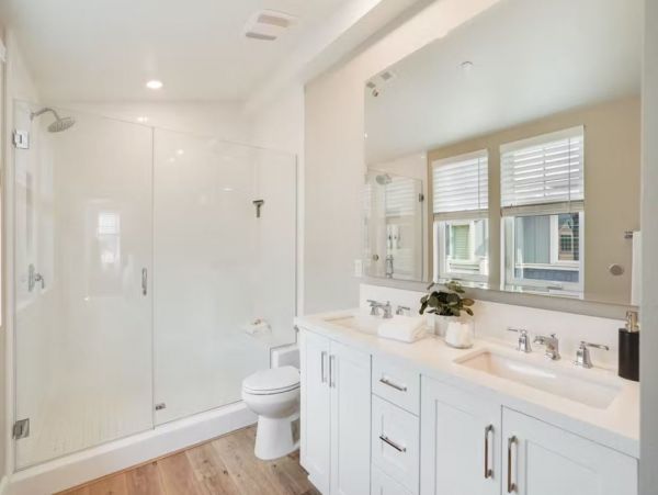 Bayside Vacation Rental in San Diego Sleeps 8 Guests