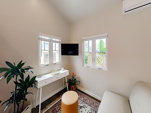 Santa Barbara County Home 1017321