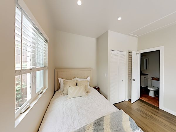 Santa Barbara County Home 1017321