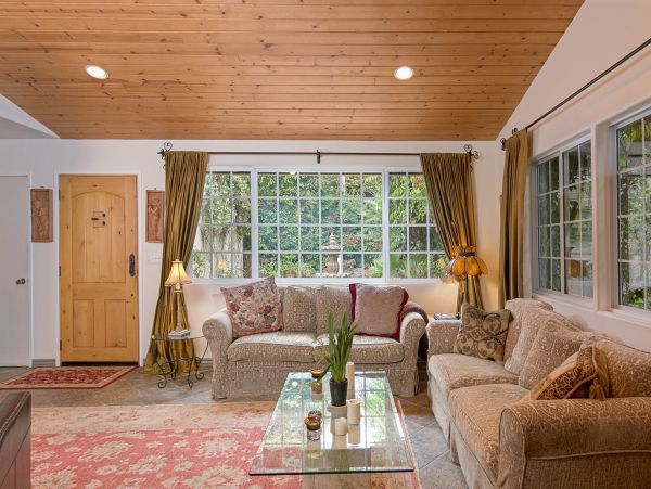 Santa Barbara County Home 1017323