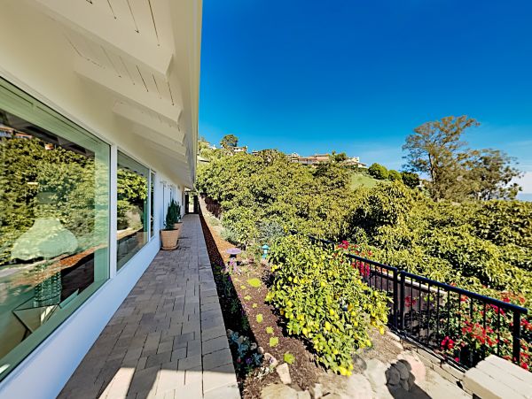 Santa Barbara County Home 1017325