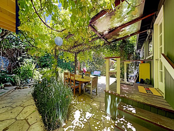 Santa Barbara County Home 1017327