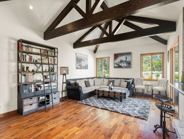 Santa Barbara County Home 1017329