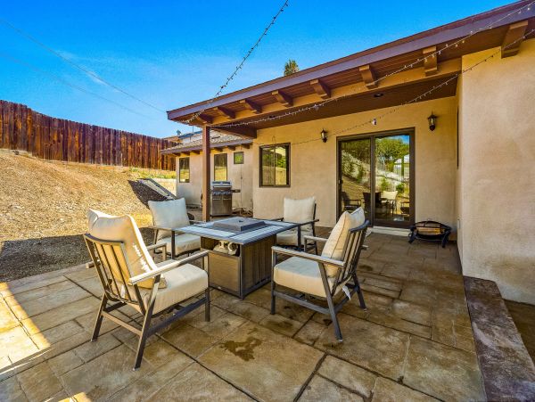Santa Barbara County Home 1017329