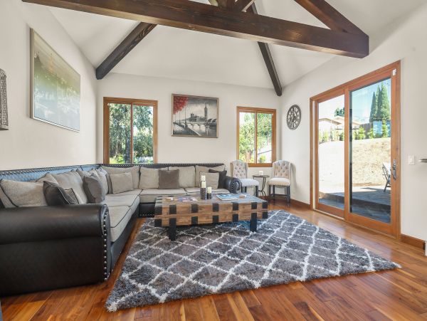 Santa Barbara County Home 1017329