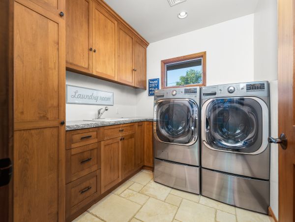 Santa Barbara County Home 1017329