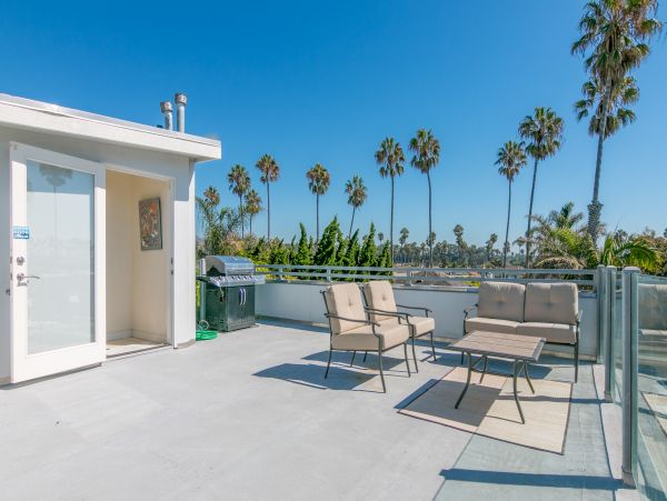 Santa Barbara County Home 1017330