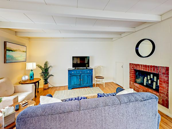 Santa Barbara County Home 1017335