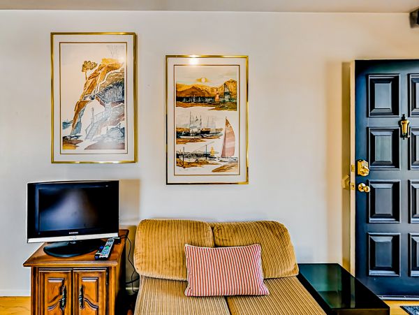 Santa Barbara County Home 1017336