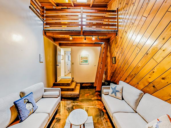 Santa Barbara County Home 1017336